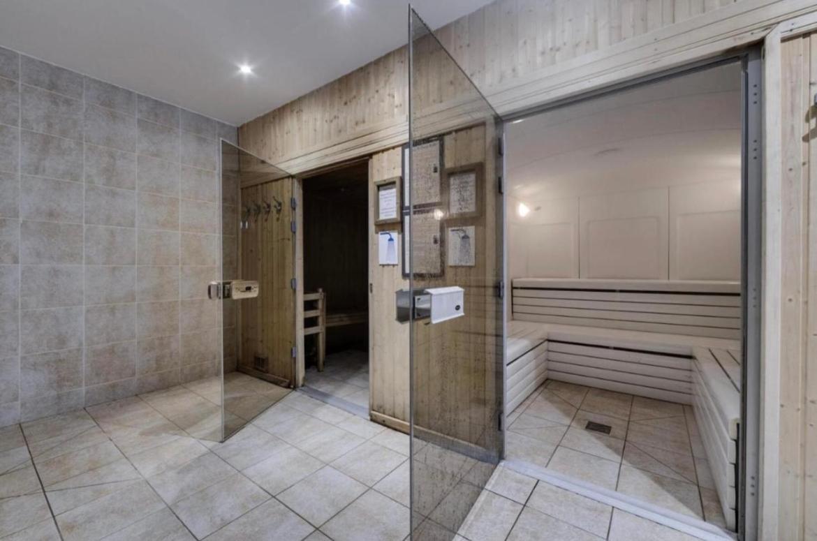 Arc 1950 - Appt 2Ch - 6 Pers - Res 5* Luxe - Piscine, Sauna, Hamman, Jacuzzi - Classe 5 Cristaux Paradiski Les Arcs  Luaran gambar