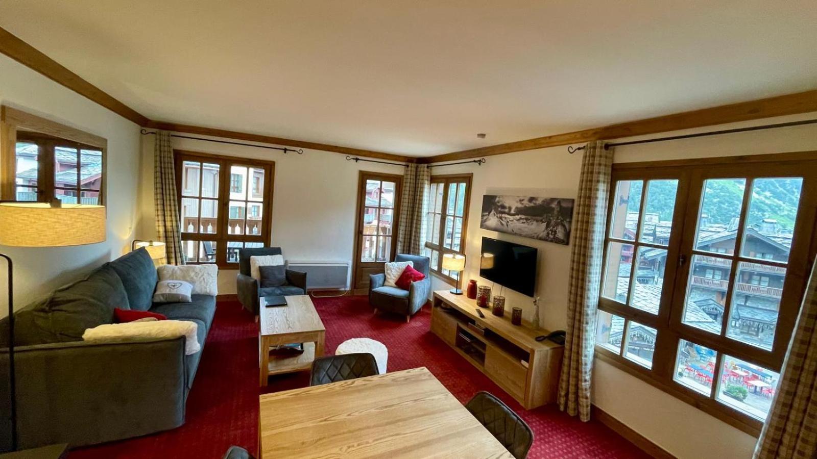 Arc 1950 - Appt 2Ch - 6 Pers - Res 5* Luxe - Piscine, Sauna, Hamman, Jacuzzi - Classe 5 Cristaux Paradiski Les Arcs  Luaran gambar